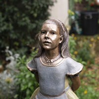 Alice Medium_1.JPG