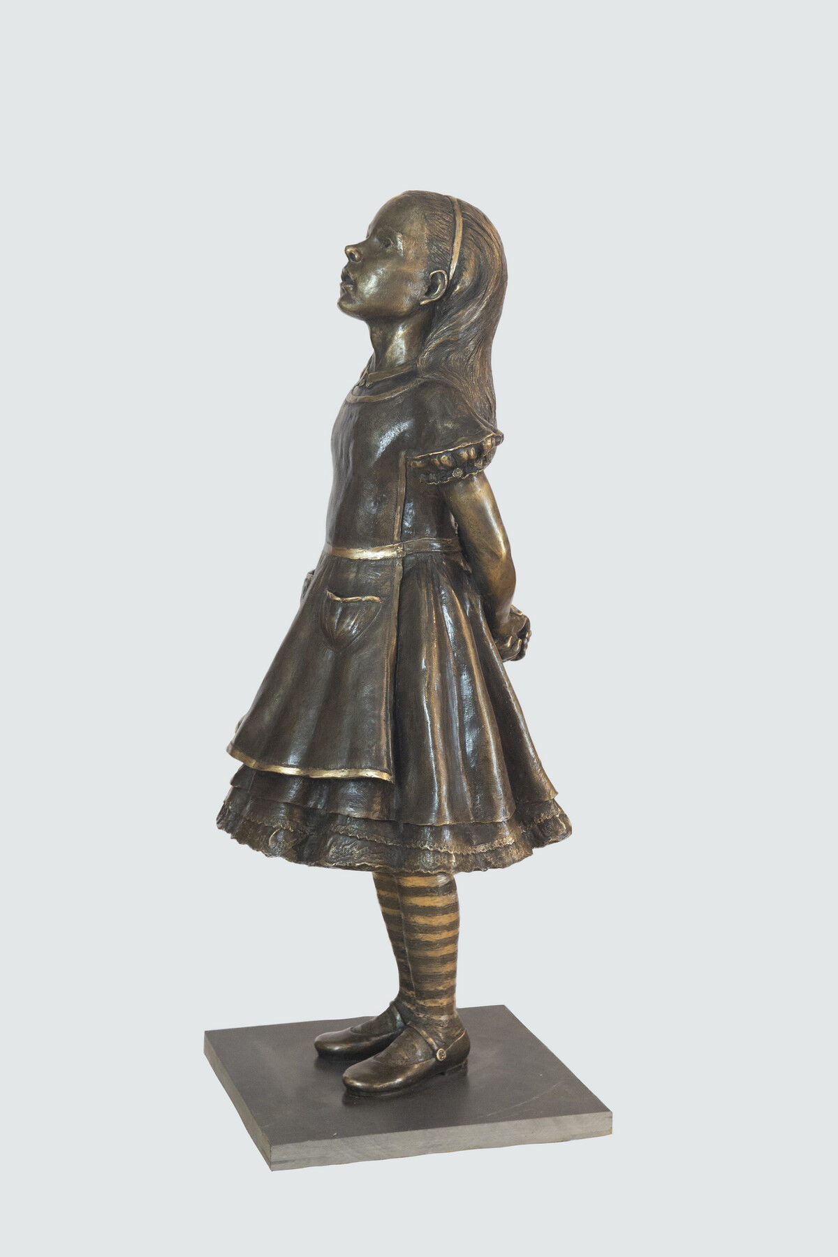 Alice in Penny Bronze 2