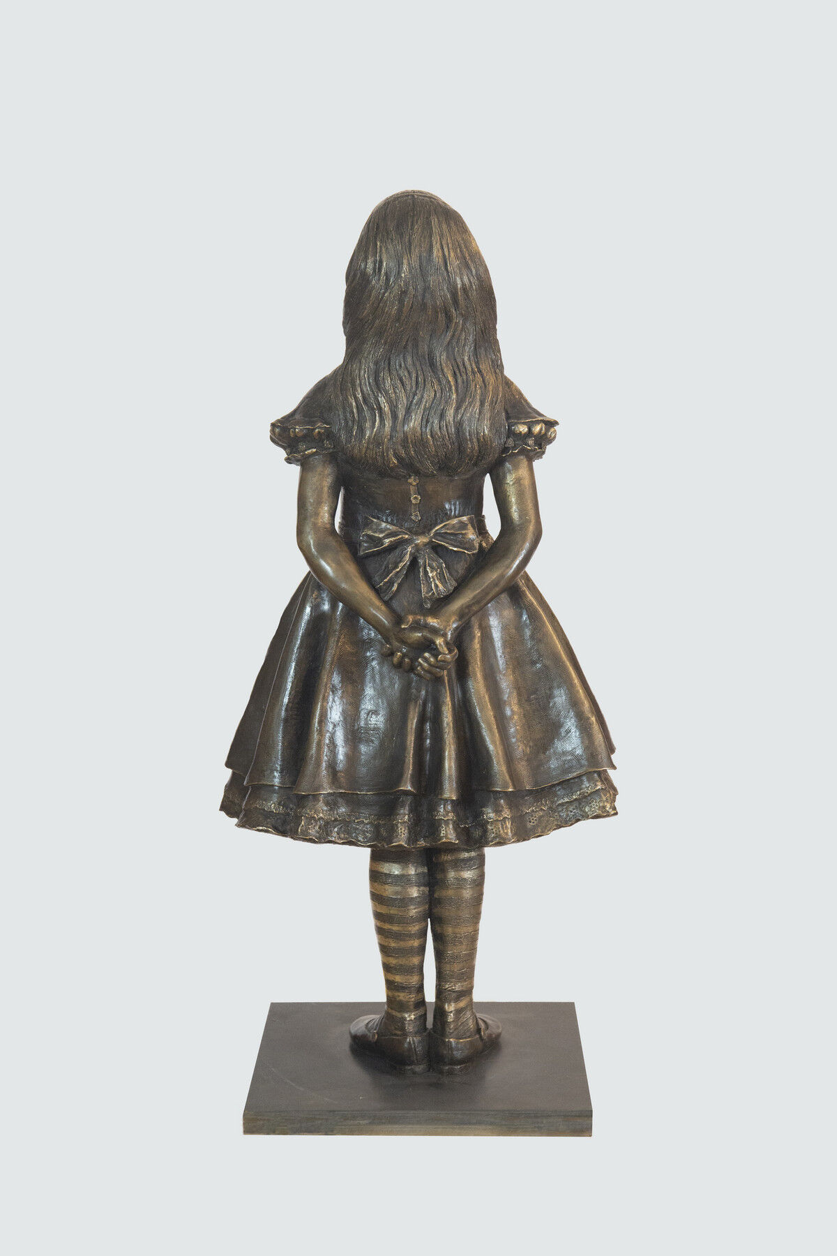 Alice in Penny Bronze 4