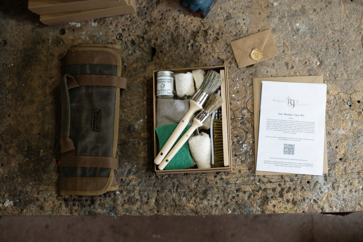 care-kit-top-view.webp