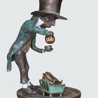 Hatter studio4.jpg