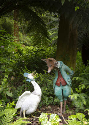 Mr Tod and Jemima Puddle-Duck garden sculpture