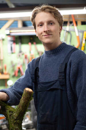 Louis Coplestone Manager at Robert James Workshop