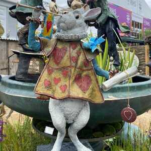regal rabbit from alice in wonderland