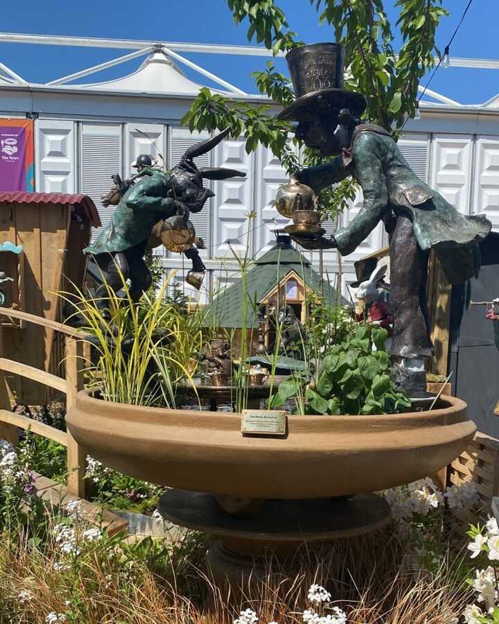 Tea Party Urn at RHS Chelsea Flower Show 2024
