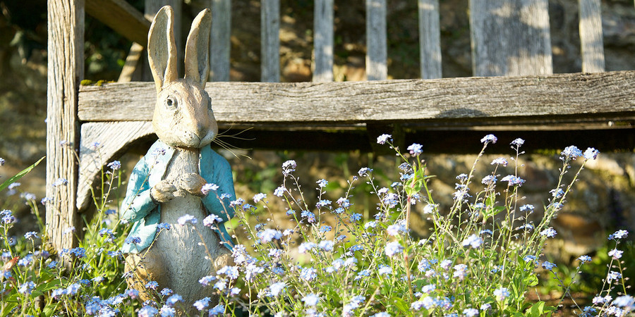 Peter Rabbit Robert James Work, Peter Rabbit Garden Statues